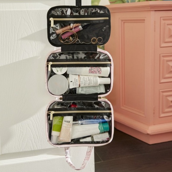 YUMI KIM WANDERLUST MAKEUP TRAVEL CASE (NEW WITH TAGS) - Picture 3 of 4